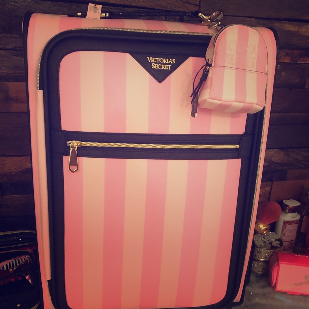 BNIB Victoria secret bundle and Jeffery Star ⭐️